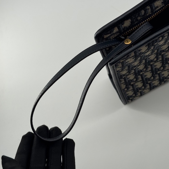 Christian Dior Monogram Clutch Bag - Picture 10 of 16